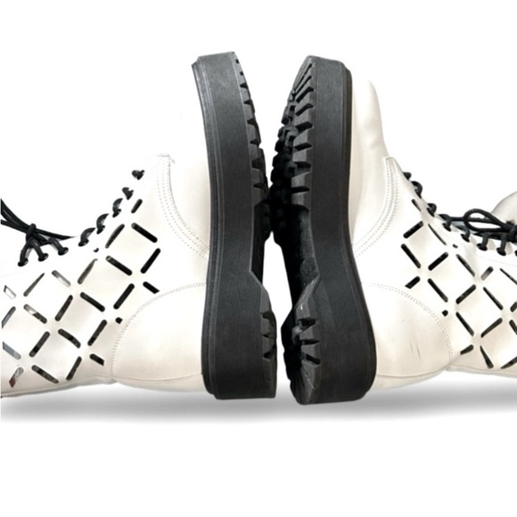 Yoki Combat Boots Comfort Chunky White Women's Size 9.5 (40) - Picture 6 of 8